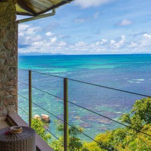 Coco de Mer & Black Parrot Suites